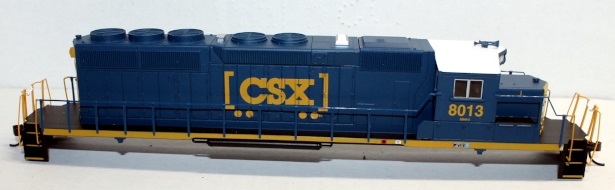 Body Shell - CSX #8013 ( HO SD40-2 )
